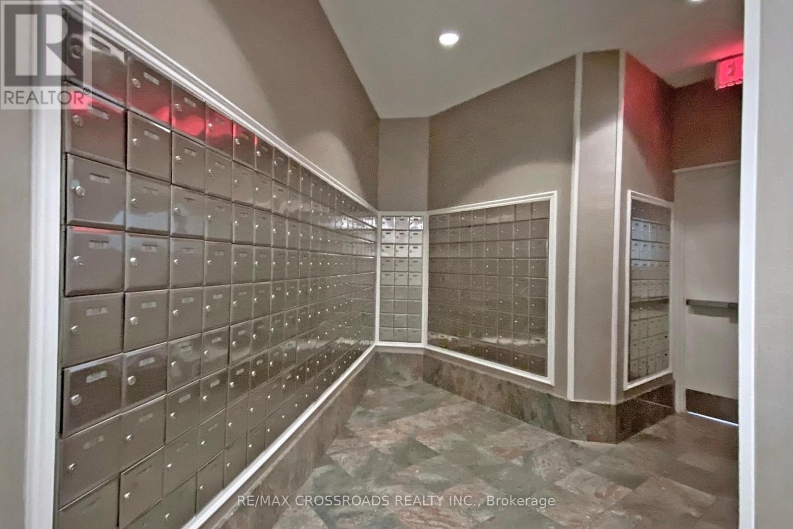 1412 - 24 Wellesley Street W, Toronto, Ontario  M4Y 2X6 - Photo 30 - C13030282