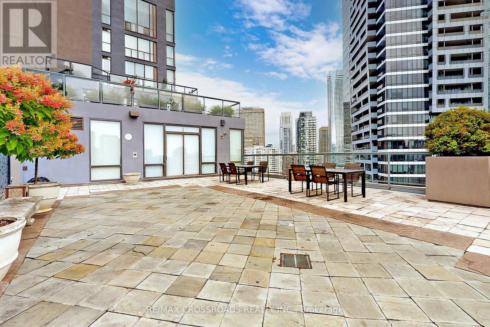 1412 - 24 Wellesley Street W, Toronto, Ontario  M4Y 2X6 - Photo 34 - C13030282