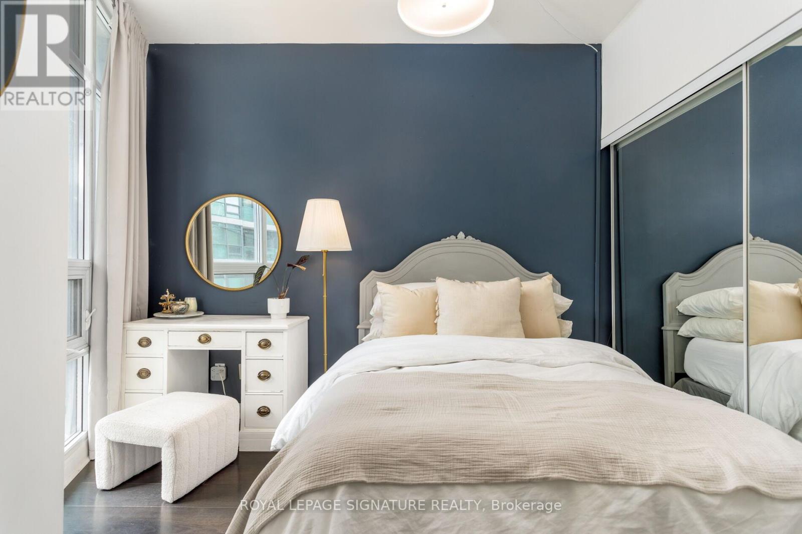 705 - 15 Bruyeres Mews, Toronto, Ontario  M5V 0A7 - Photo 10 - C13030308