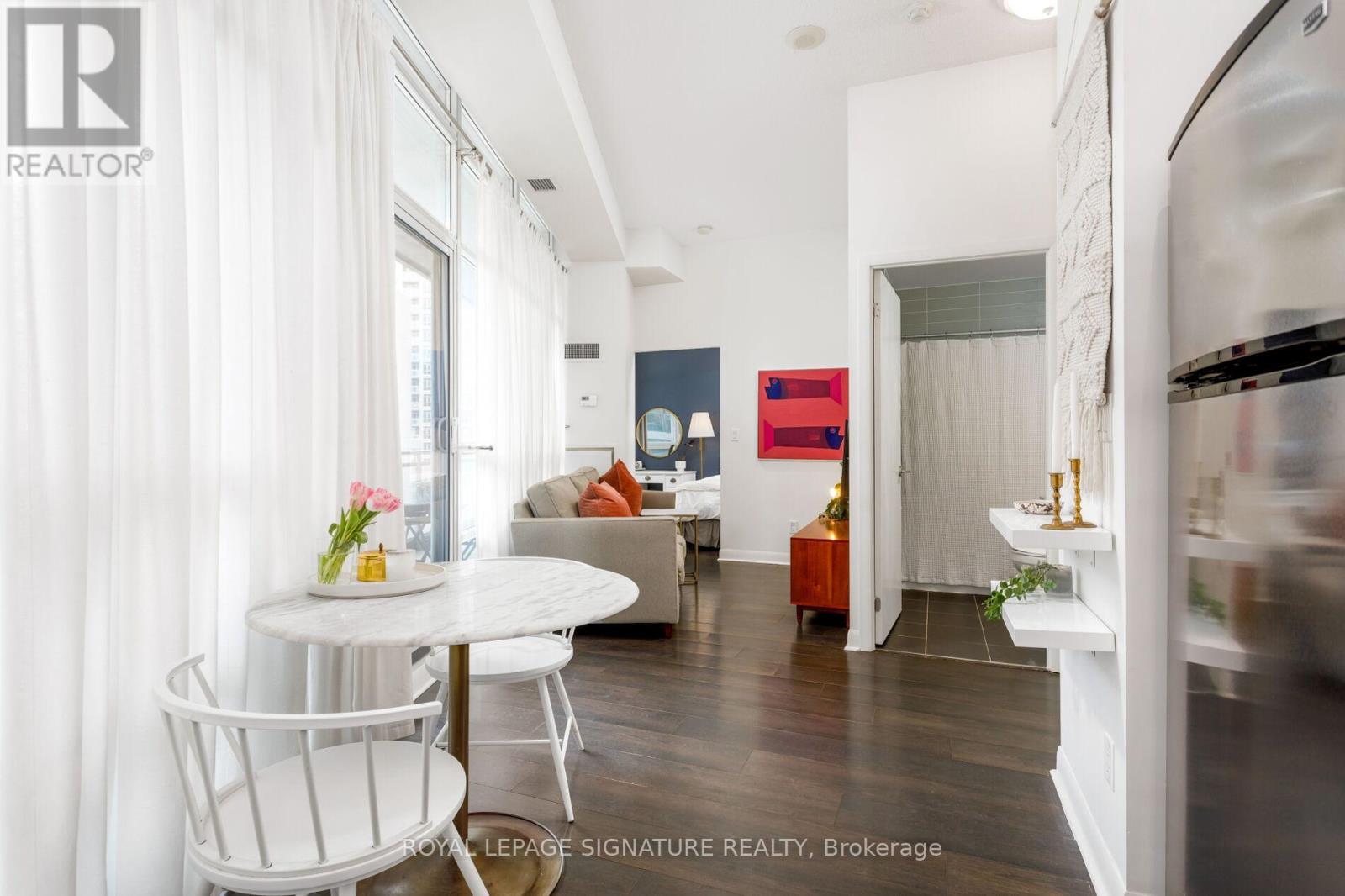 705 - 15 Bruyeres Mews, Toronto, Ontario  M5V 0A7 - Photo 7 - C13030308