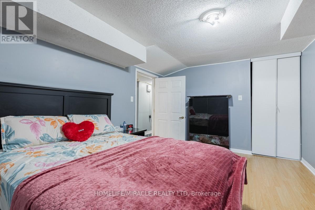 69 Flycatcher Avenue, Toronto, Ontario  M1X 1Z3 - Photo 38 - E13030154