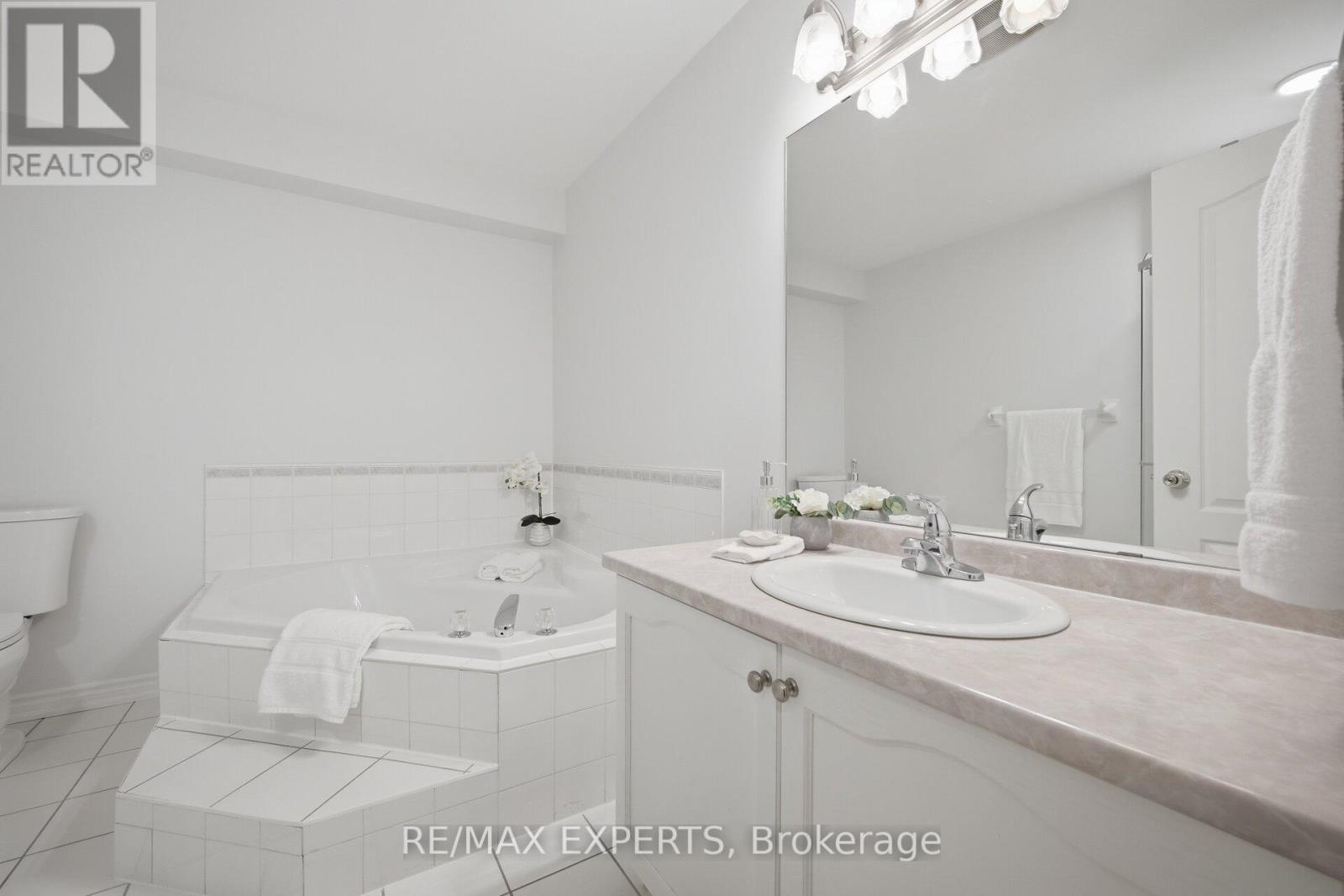 112 - 1995 Royal Road, Pickering, Ontario  L1V 6V9 - Photo 28 - E13030208