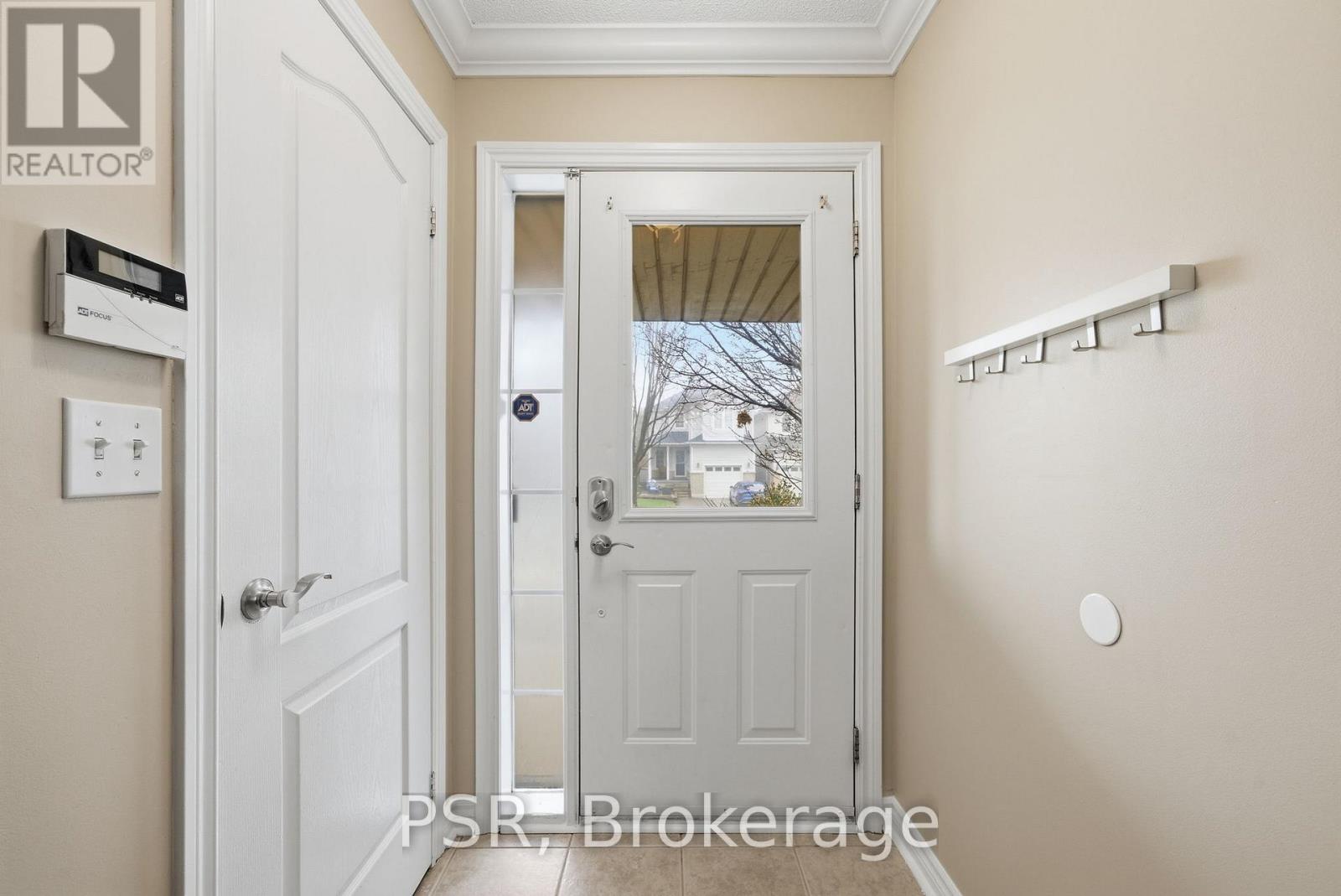 164 Bottrell Street, Clarington, Ontario  L1C 5M9 - Photo 4 - E13030240