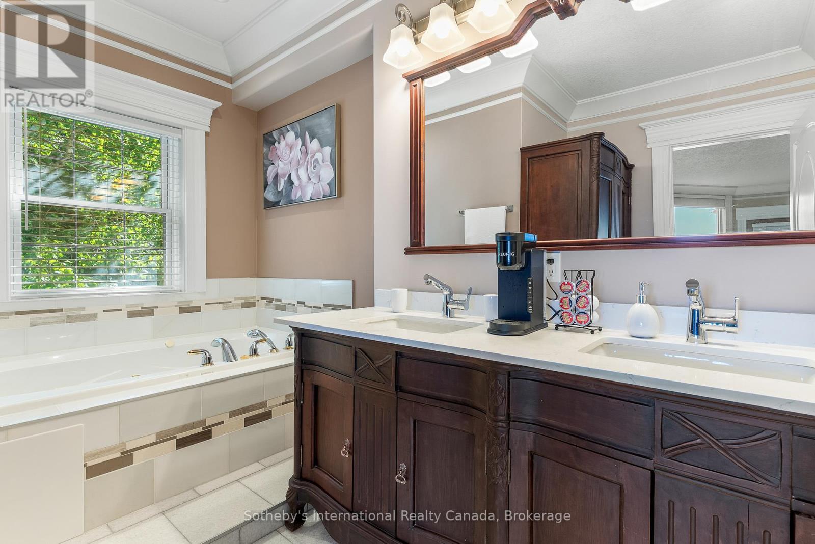 176 Moore Street, Northern Bruce Peninsula, Ontario  N0H 1W0 - Photo 36 - X12916868