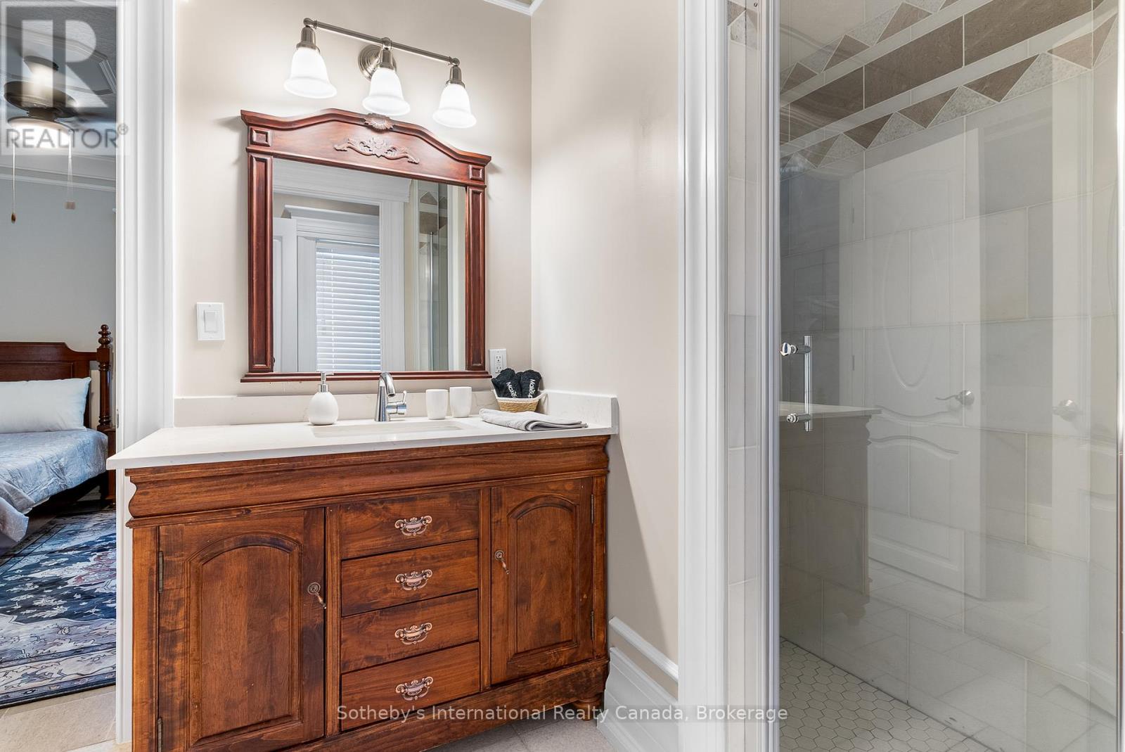 176 Moore Street, Northern Bruce Peninsula, Ontario  N0H 1W0 - Photo 39 - X12916868