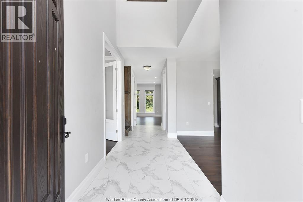 566 Maguire Street, Windsor, Ontario  N9E 0A6 - Photo 3 - 26008898