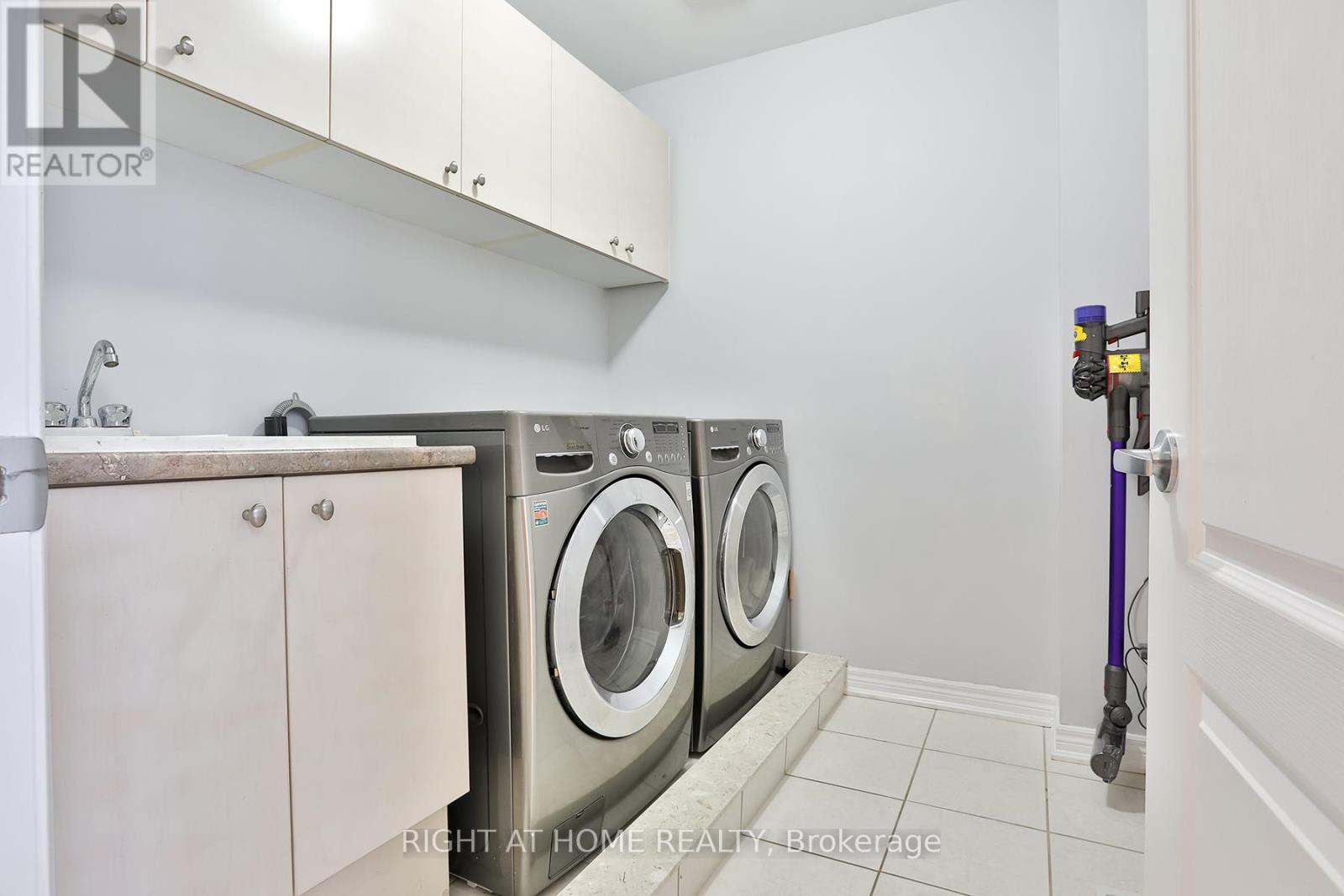 10681 Woodbine Avenue, Markham, Ontario  L6C 0H4 - Photo 31 - N13030130