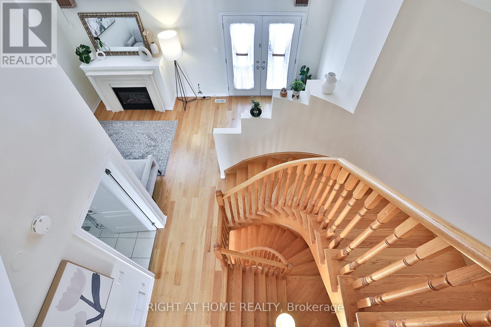 10681 Woodbine Avenue, Markham, Ontario  L6C 0H4 - Photo 35 - N13030130