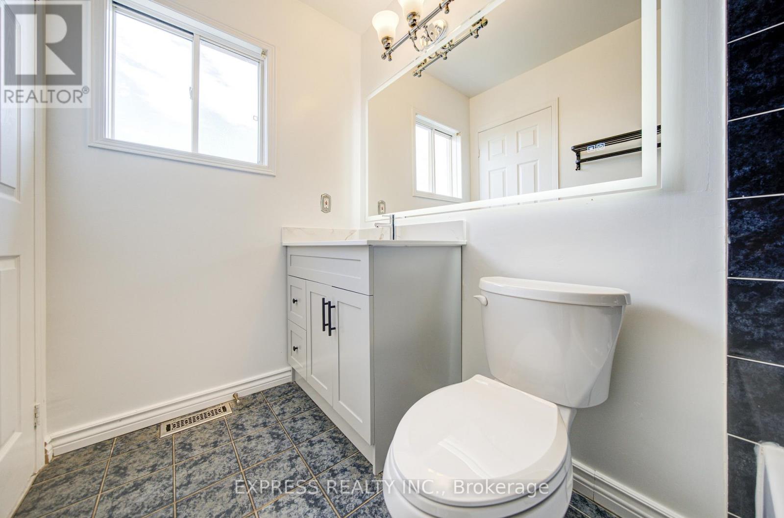 33 Schouten Crescent, Markham, Ontario  L3P 7W8 - Photo 37 - N13030190