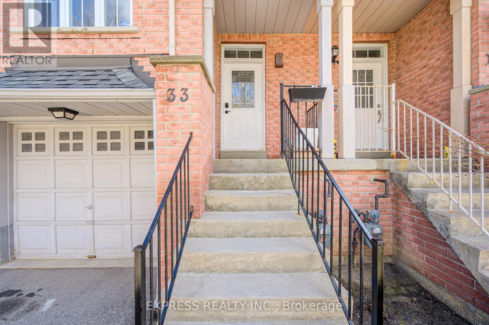 33 Schouten Crescent, Markham, Ontario  L3P 7W8 - Photo 4 - N13030190