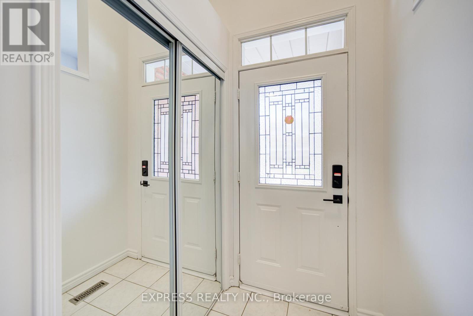 33 Schouten Crescent, Markham, Ontario  L3P 7W8 - Photo 6 - N13030190