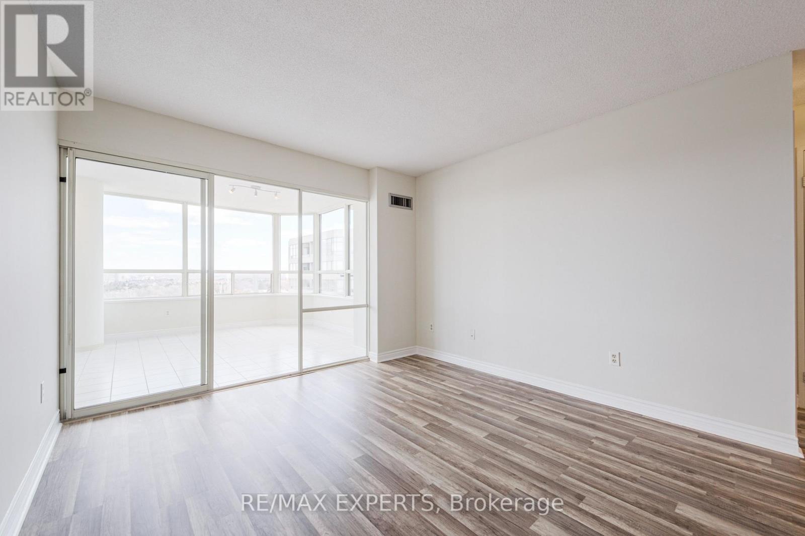 1506 - 7 Townsgate Drive, Vaughan, Ontario  L4J 7Z9 - Photo 22 - N13030196