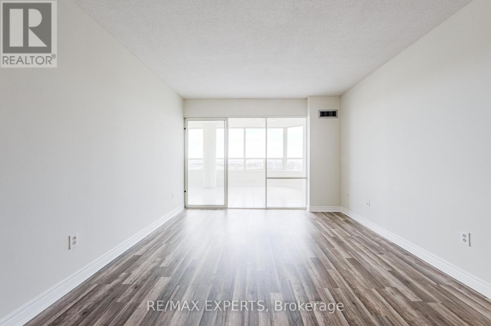 1506 - 7 Townsgate Drive, Vaughan, Ontario  L4J 7Z9 - Photo 23 - N13030196