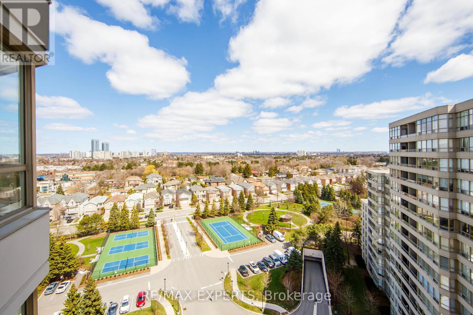 1506 - 7 Townsgate Drive, Vaughan, Ontario  L4J 7Z9 - Photo 31 - N13030196