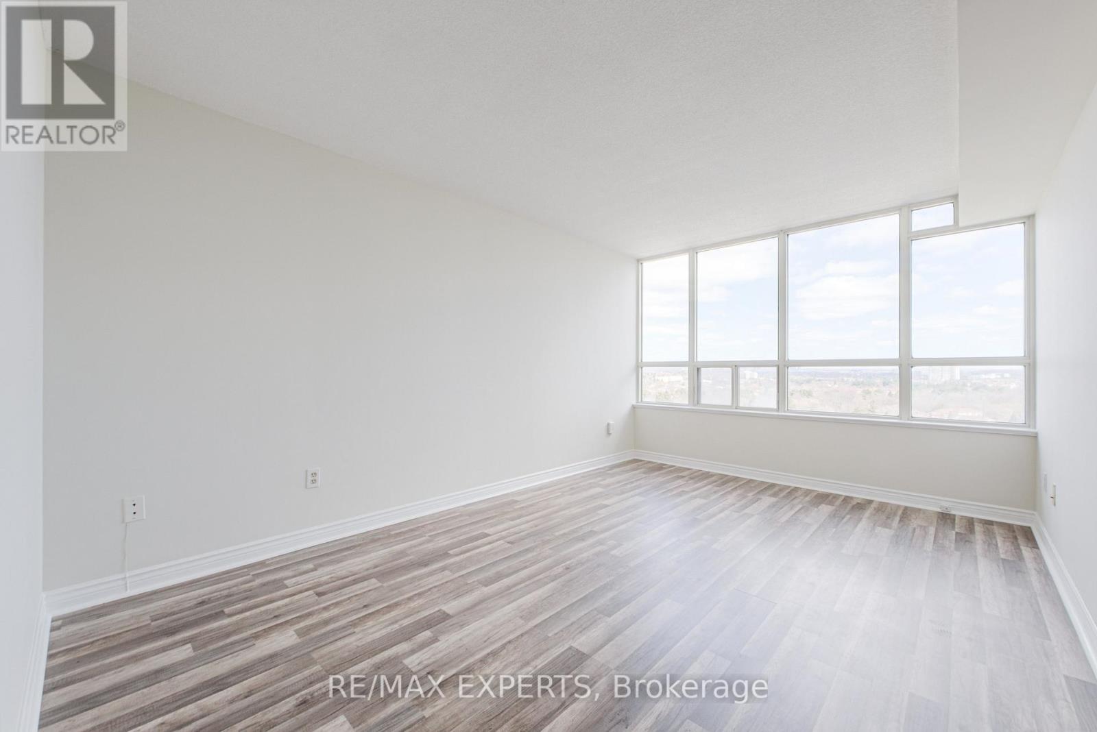 1506 - 7 Townsgate Drive, Vaughan, Ontario  L4J 7Z9 - Photo 32 - N13030196