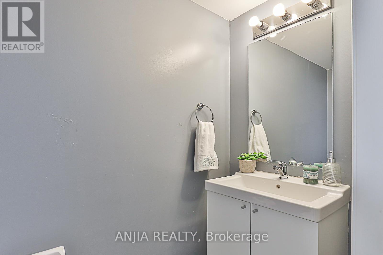 253 - 316 John Street, Markham, Ontario  L3T 0A7 - Photo 11 - N13030234