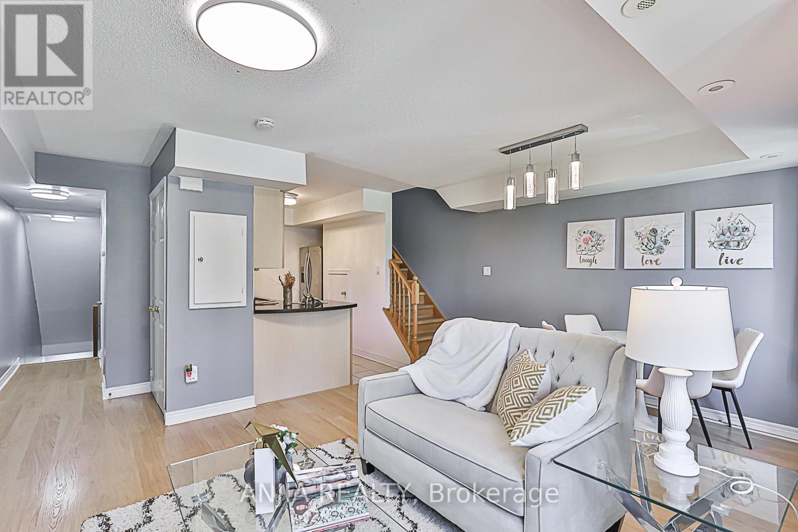 253 - 316 John Street, Markham, Ontario  L3T 0A7 - Photo 4 - N13030234