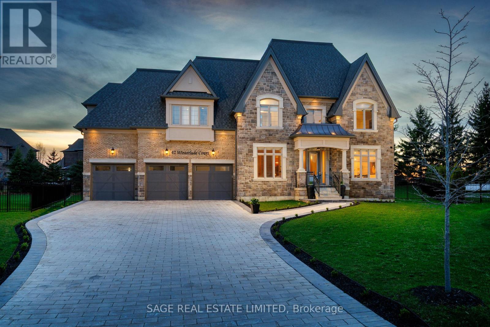 42 Winterlude Court, Vaughan, Ontario  L0J 1C0 - Photo 2 - N13030238