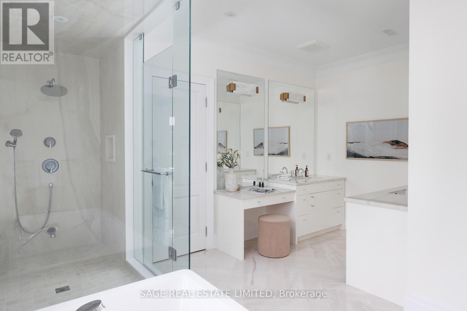 42 Winterlude Court, Vaughan, Ontario  L0J 1C0 - Photo 39 - N13030238