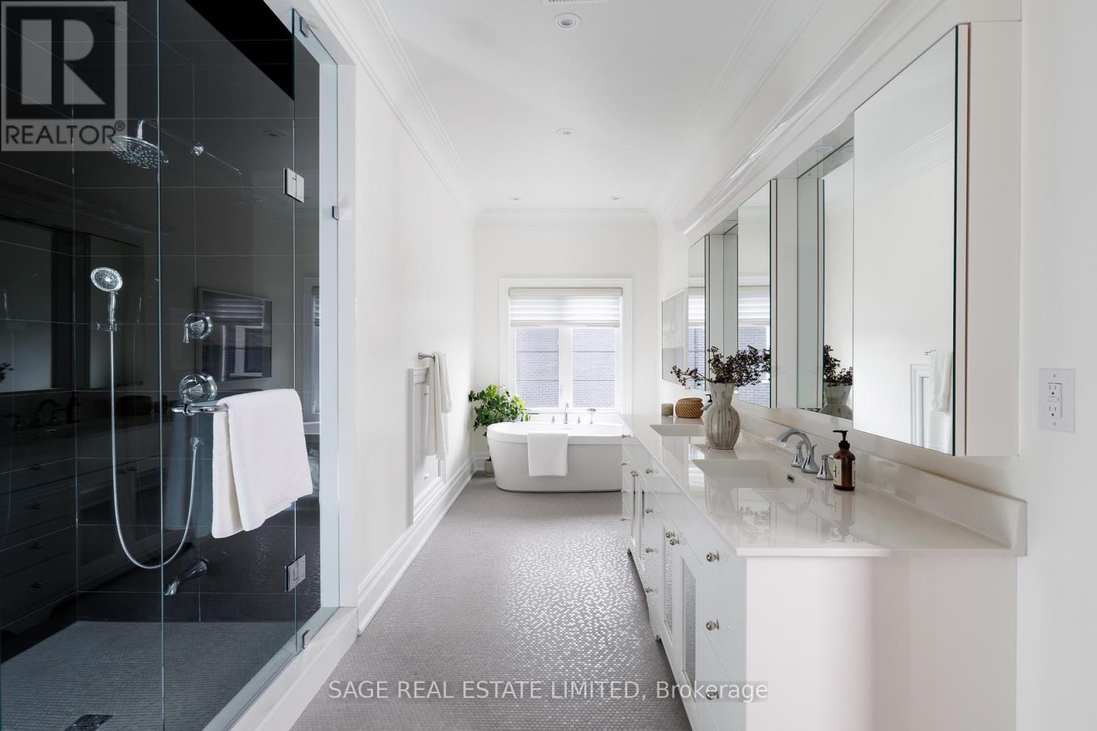 42 Winterlude Court, Vaughan, Ontario  L0J 1C0 - Photo 42 - N13030238