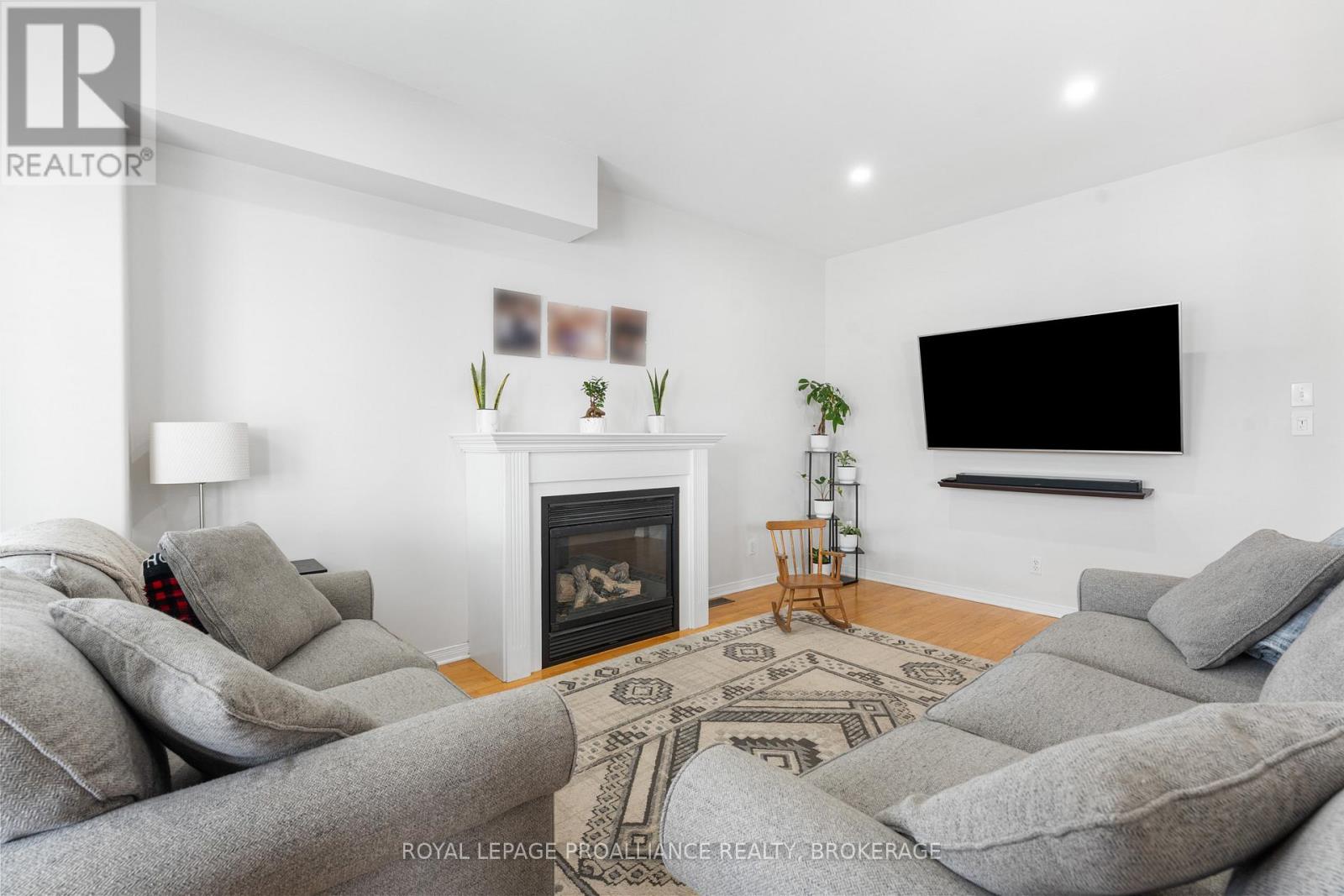 975 Bluffwood Avenue, Kingston, Ontario  K7K 7K5 - Photo 19 - X12978272