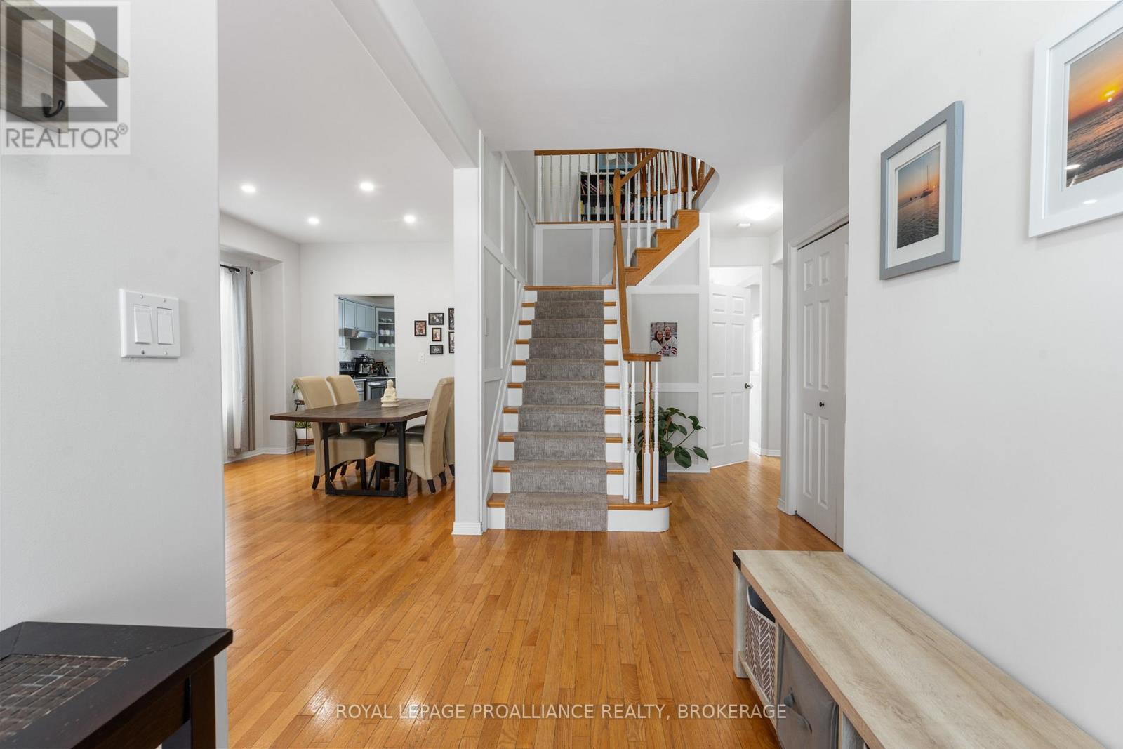 975 Bluffwood Avenue, Kingston, Ontario  K7K 7K5 - Photo 2 - X12978272