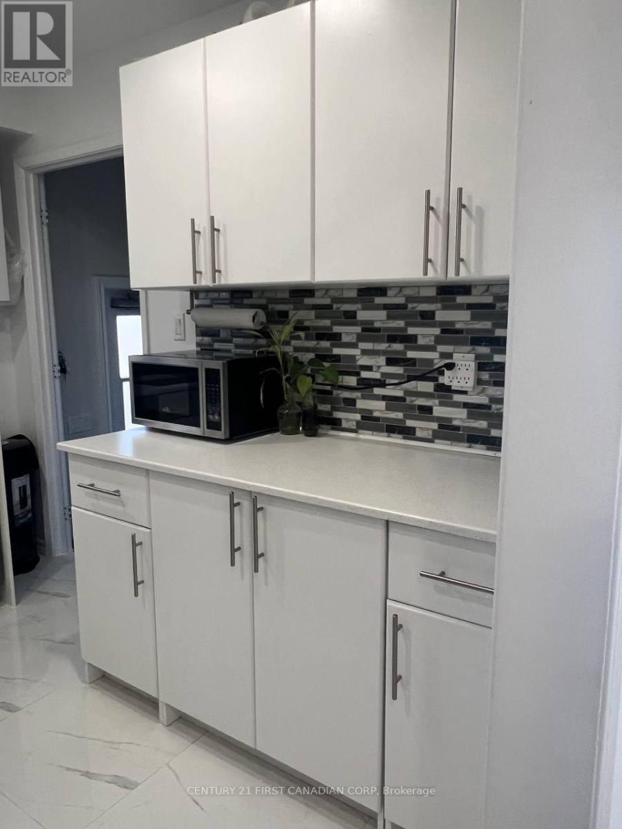 12 Wenlock Crescent, London North, Ontario  N6G 3B6 - Photo 10 - X13030266