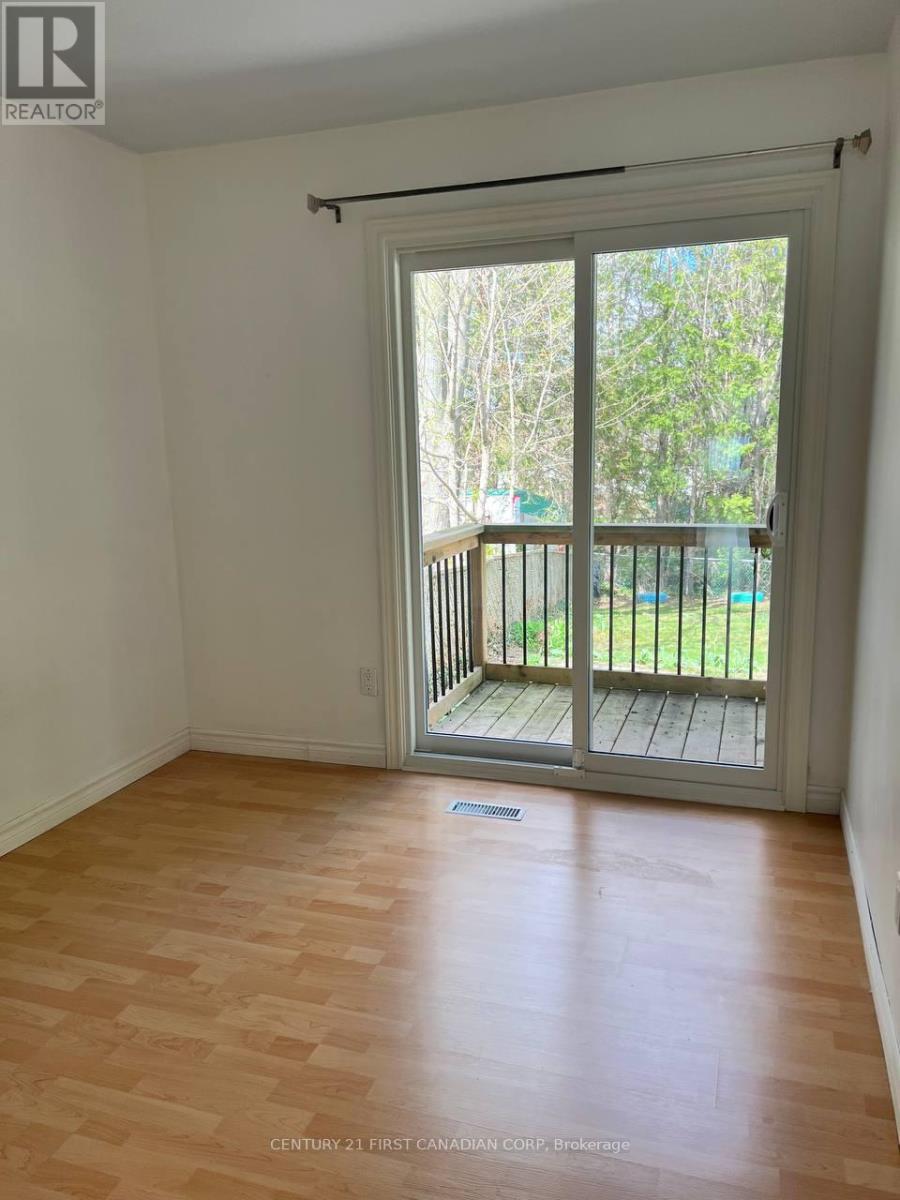 12 Wenlock Crescent, London North, Ontario  N6G 3B6 - Photo 20 - X13030266