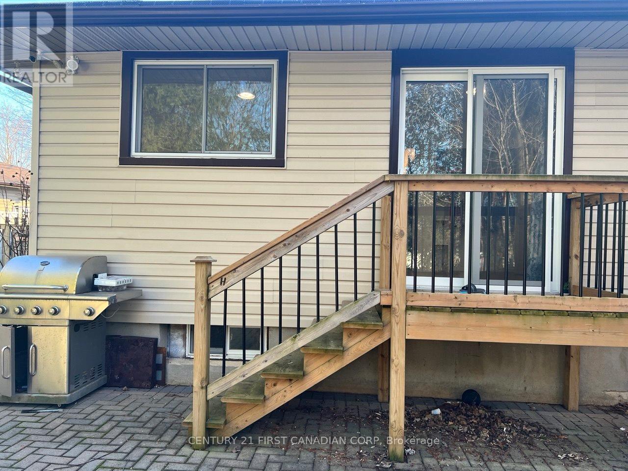 12 Wenlock Crescent, London North, Ontario  N6G 3B6 - Photo 29 - X13030266