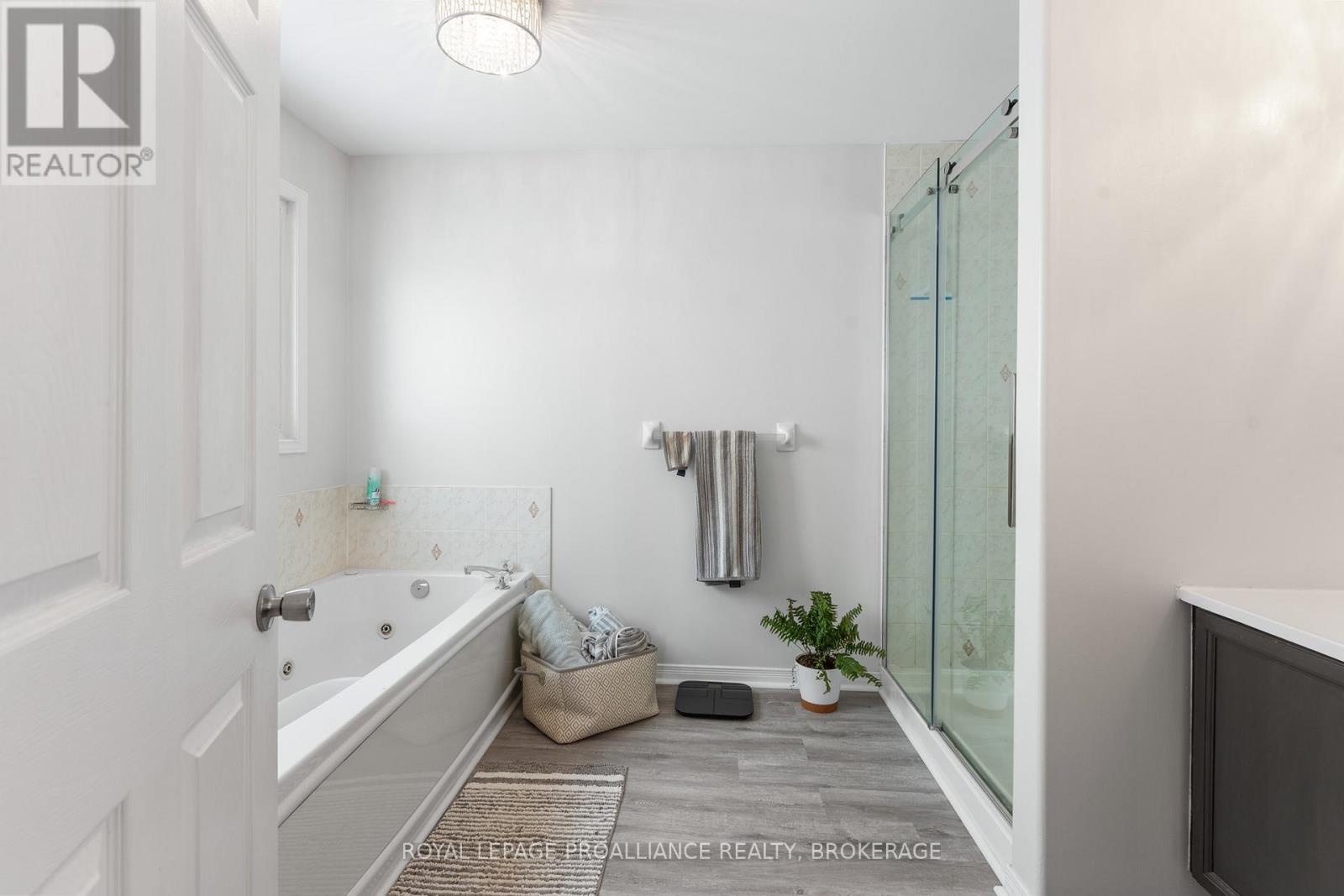 975 Bluffwood Avenue, Kingston, Ontario  K7K 7K5 - Photo 26 - X12978272