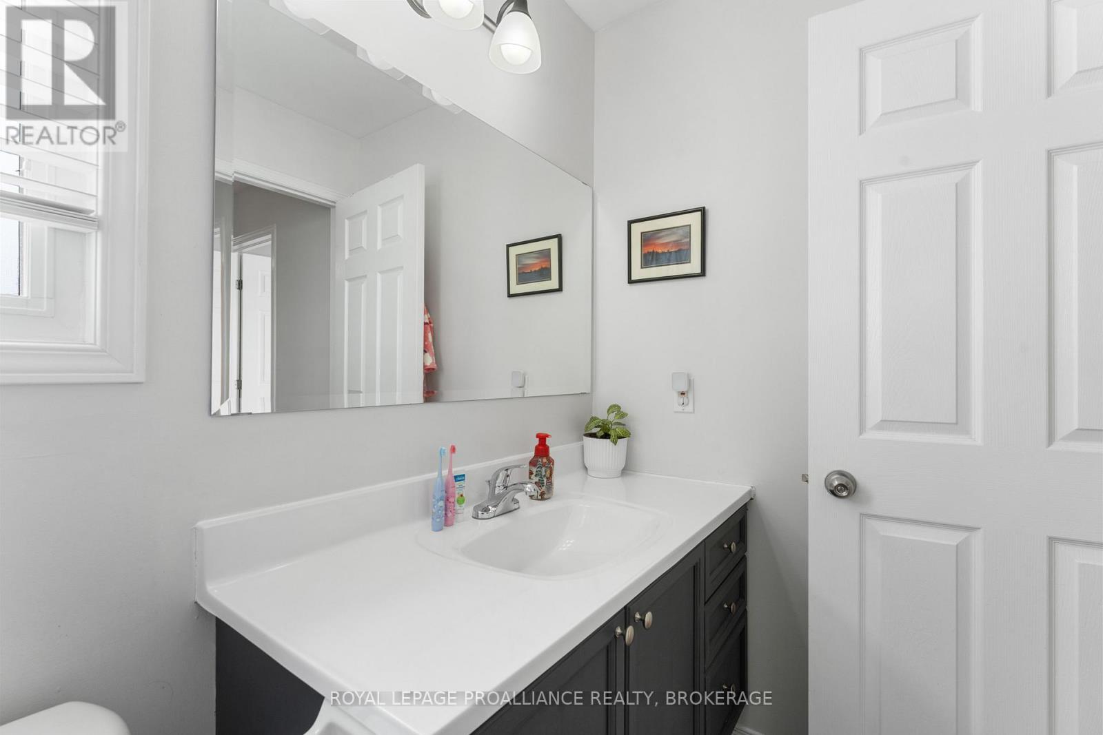 975 Bluffwood Avenue, Kingston, Ontario  K7K 7K5 - Photo 33 - X12978272