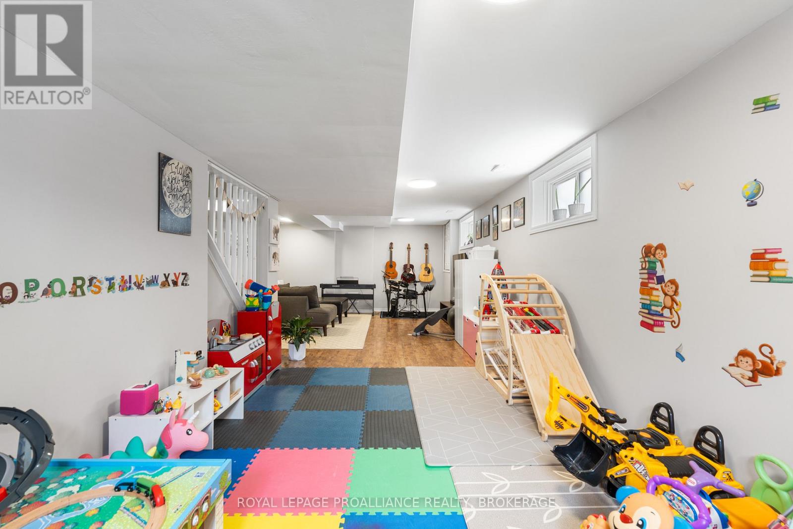 975 Bluffwood Avenue, Kingston, Ontario  K7K 7K5 - Photo 36 - X12978272