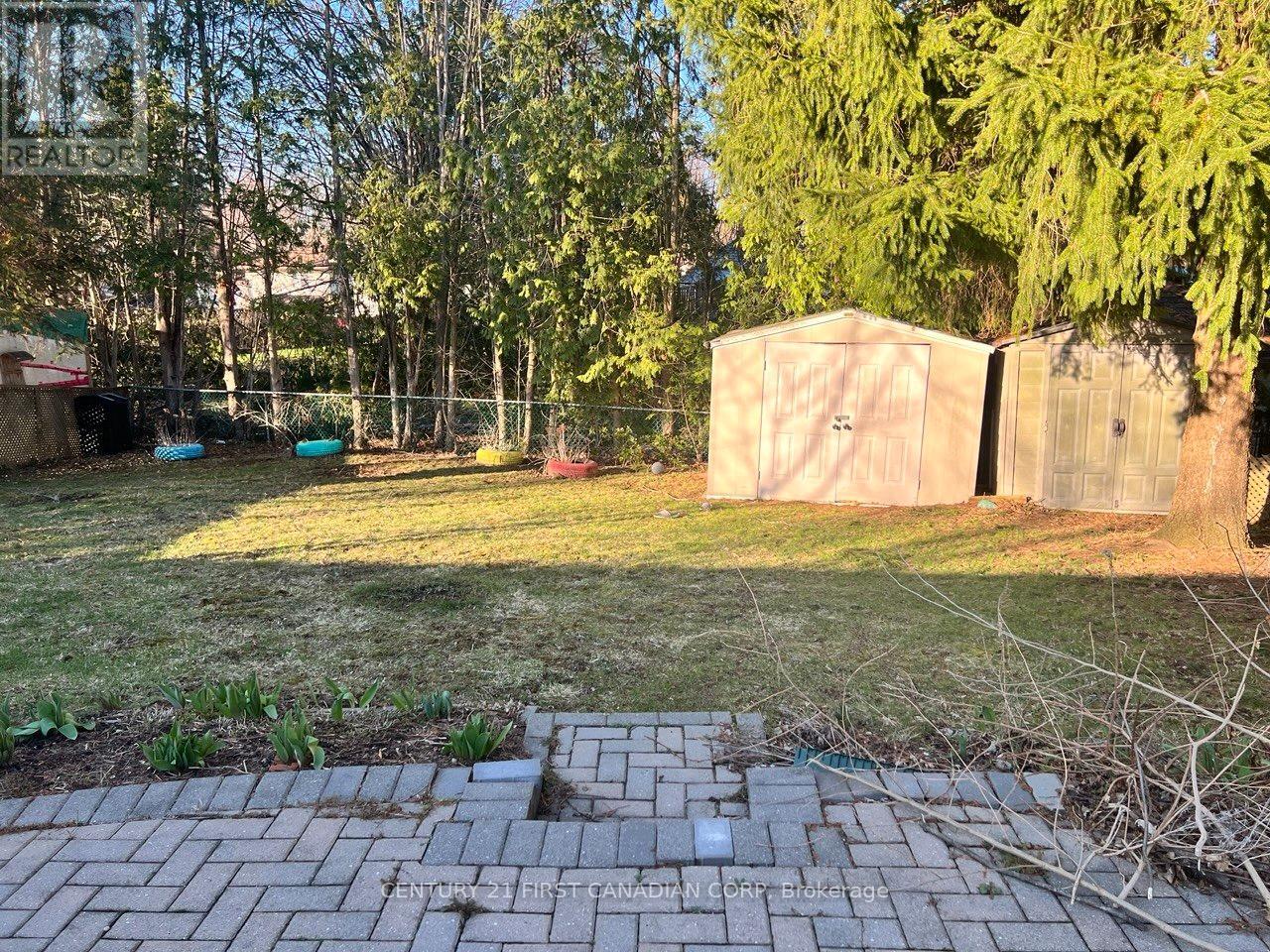 12 Wenlock Crescent, London North, Ontario  N6G 3B6 - Photo 31 - X13030266