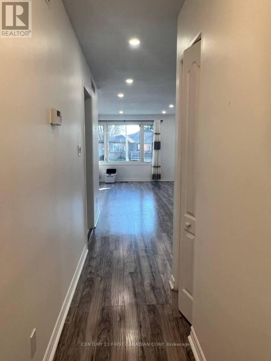 12 Wenlock Crescent, London North, Ontario  N6G 3B6 - Photo 6 - X13030266