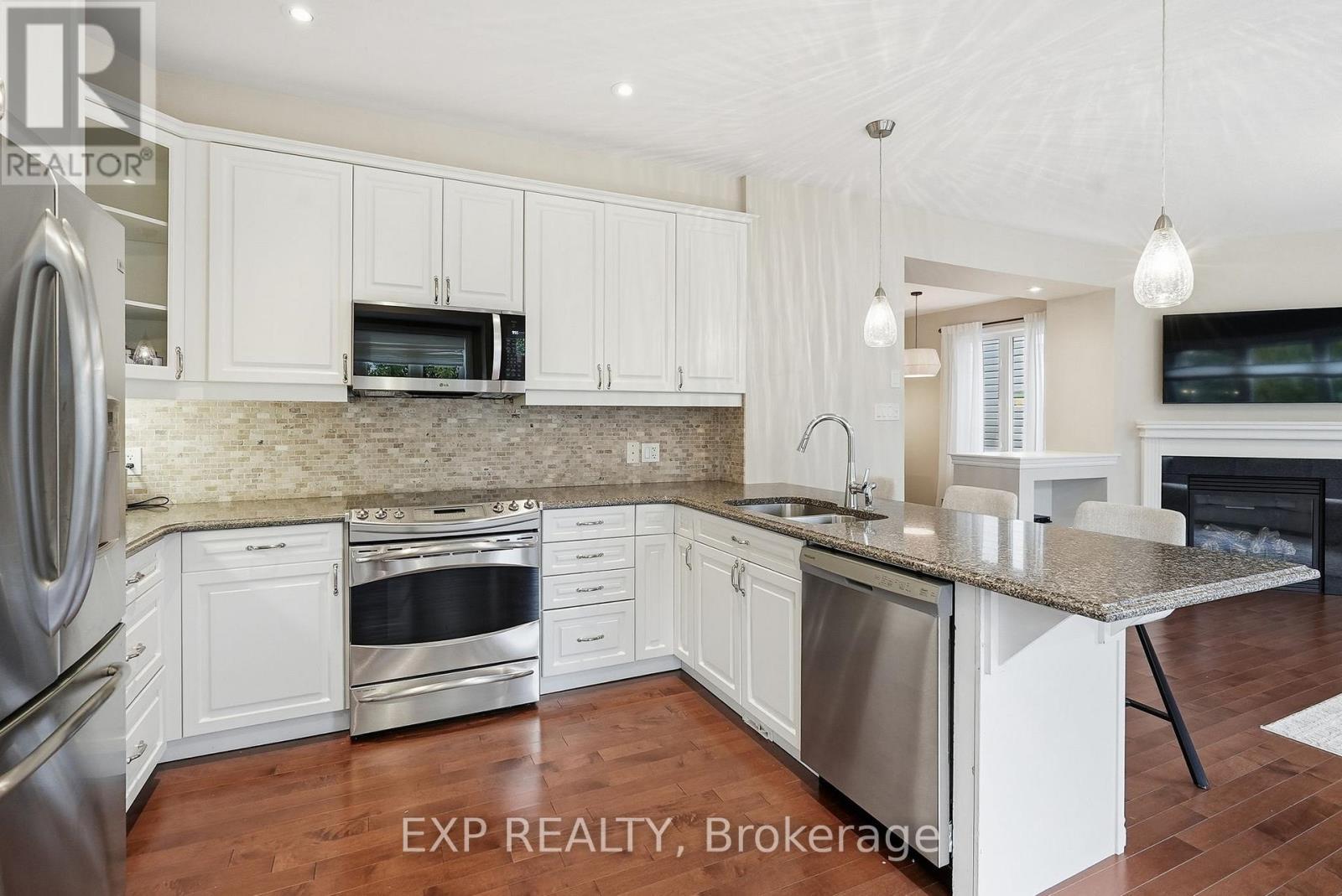 612 Calla Lily Terrace, Ottawa, Ontario  K4A 0V3 - Photo 10 - X12532882