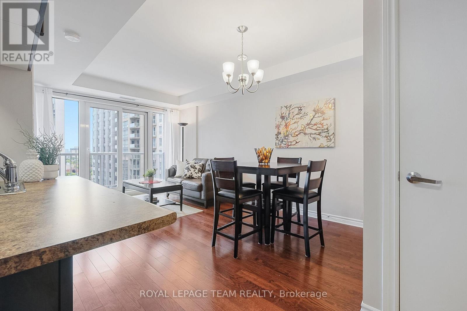 1904a - 234 Rideau Street, Ottawa, Ontario  K1N 0A9 - Photo 7 - X12962268