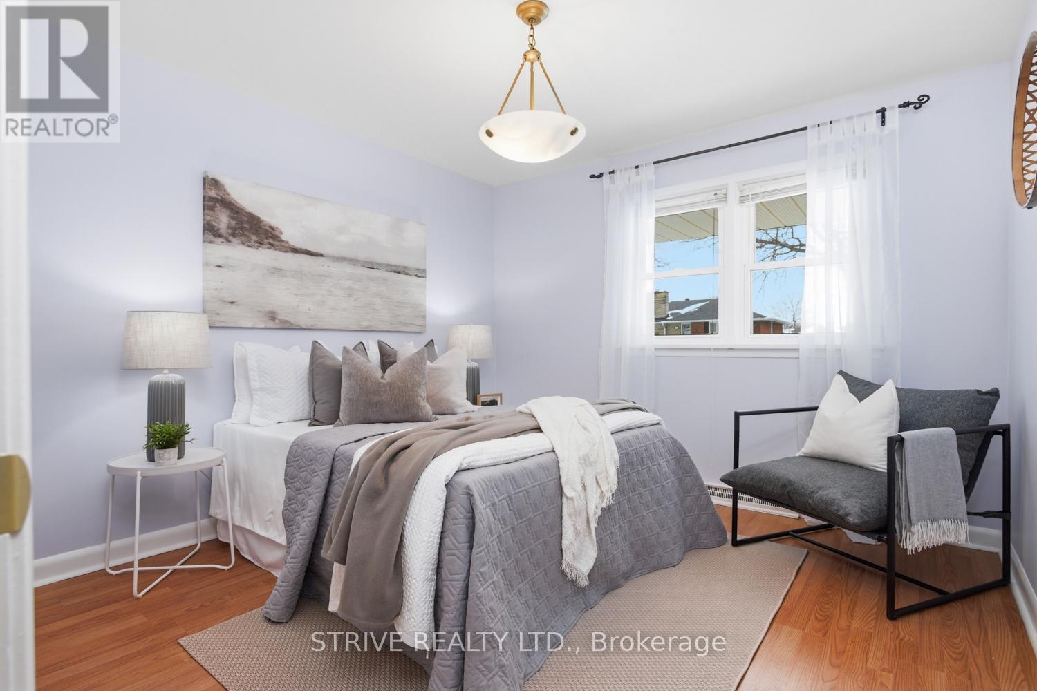 447 Ridgeway Avenue, Oshawa, Ontario  L1J 2V8 - Photo 11 - E13024030