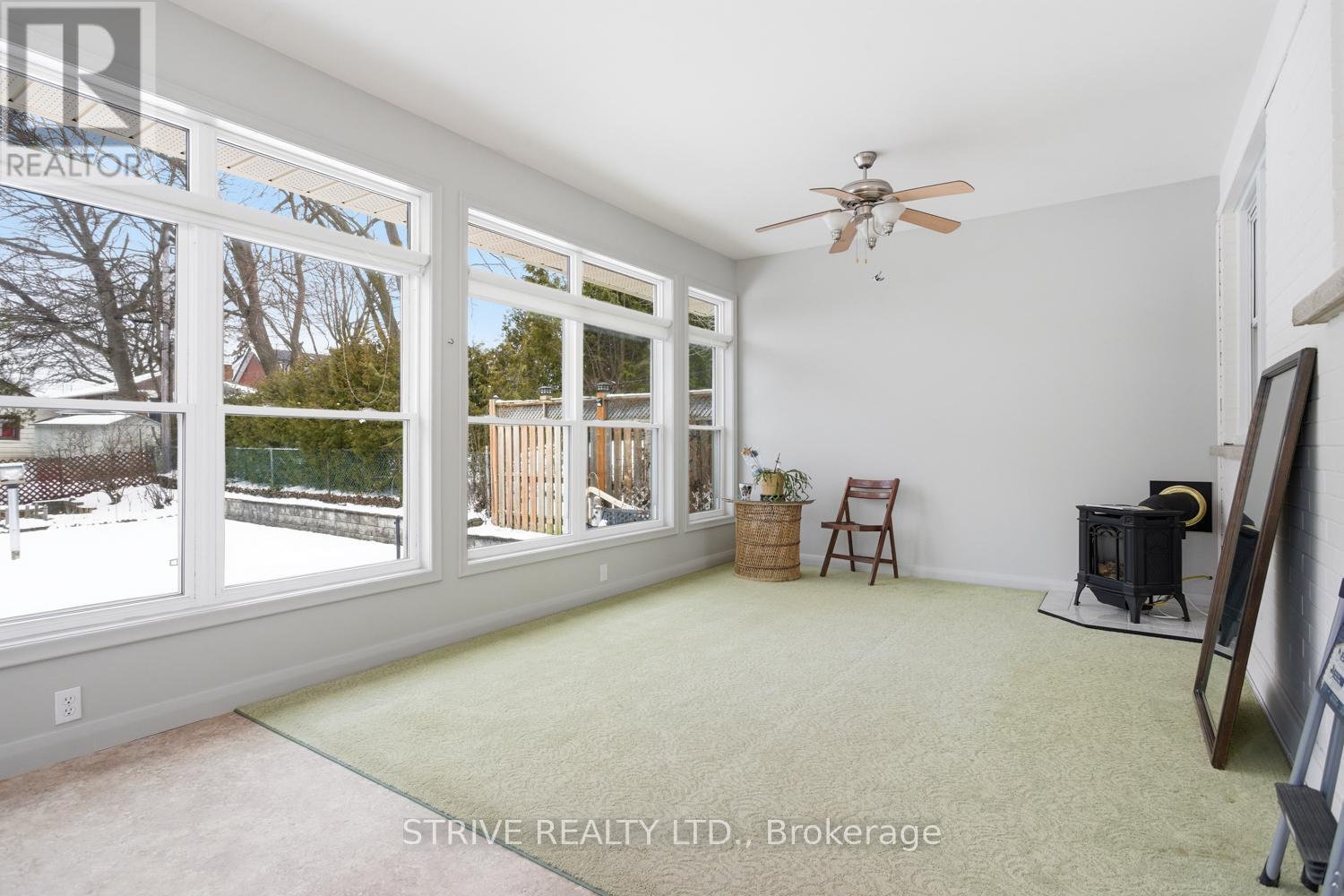 447 Ridgeway Avenue, Oshawa, Ontario  L1J 2V8 - Photo 12 - E13024030