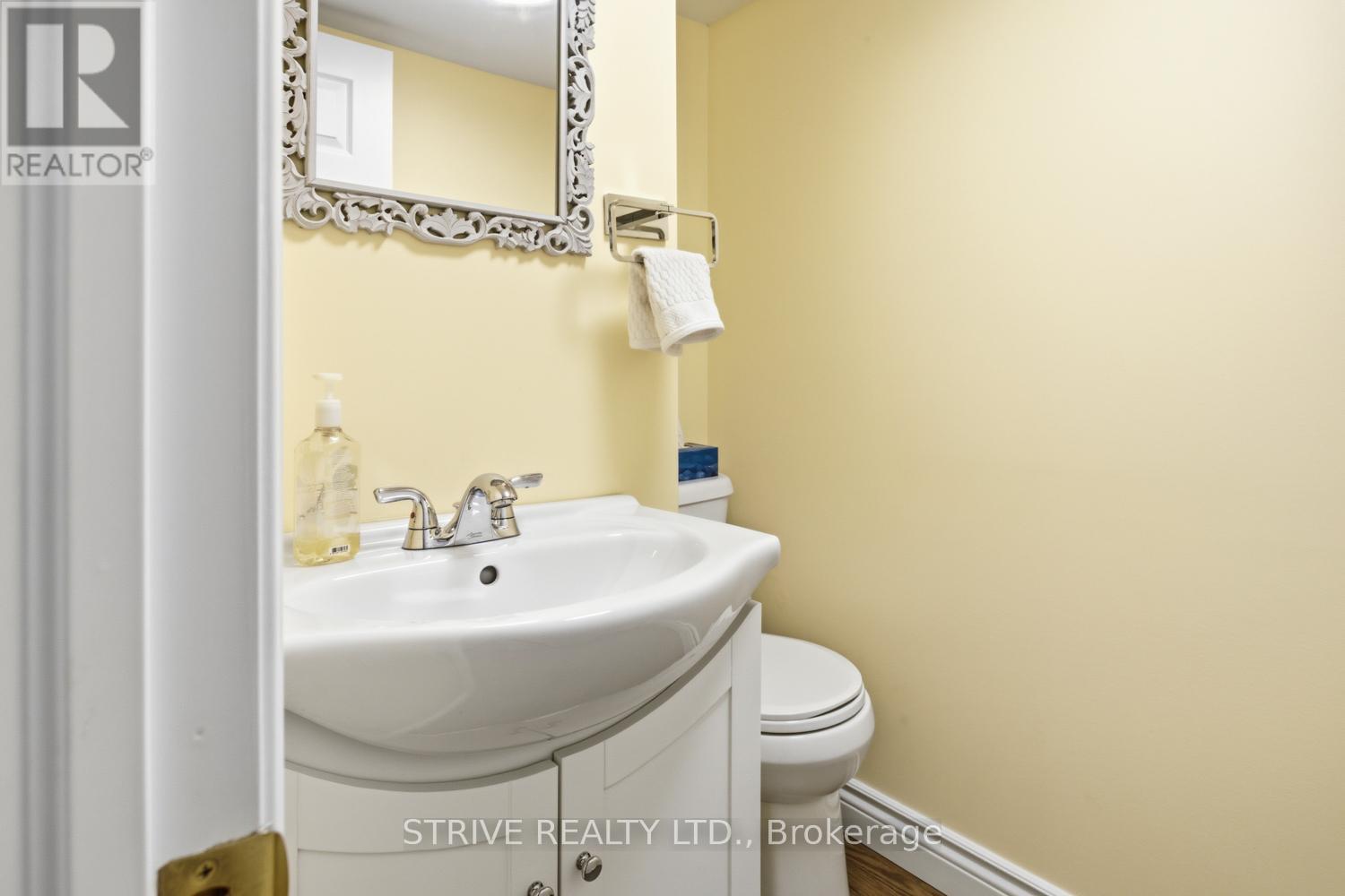 447 Ridgeway Avenue, Oshawa, Ontario  L1J 2V8 - Photo 14 - E13024030