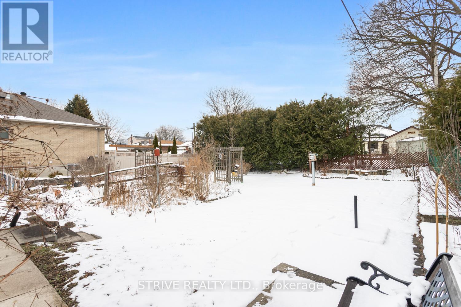 447 Ridgeway Avenue, Oshawa, Ontario  L1J 2V8 - Photo 18 - E13024030