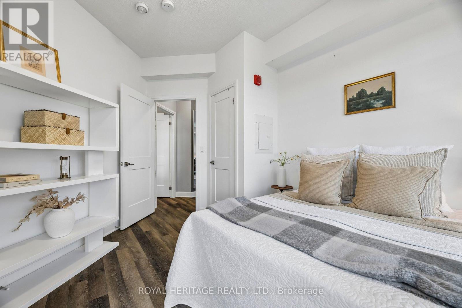 309 - 50 Lakebreeze Drive, Clarington, Ontario  L1B 0V9 - Photo 11 - E13030536