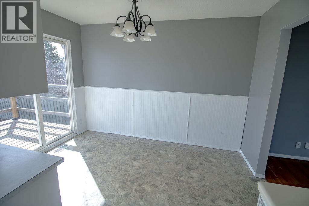 734 W 7th Avenue, Fort St. James, British Columbia  V0J 1P0 - Photo 7 - R3112782