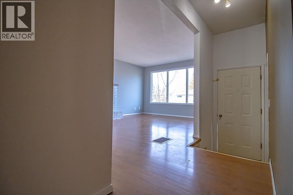 734 W 7th Avenue, Fort St. James, British Columbia  V0J 1P0 - Photo 22 - R3112782