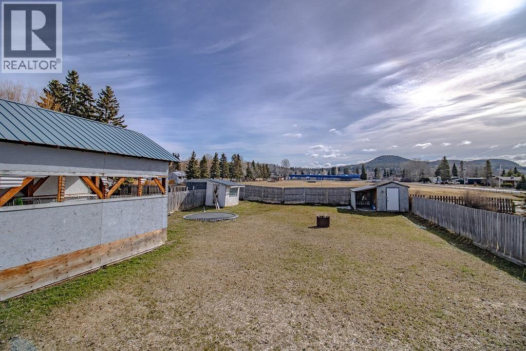 734 W 7th Avenue, Fort St. James, British Columbia  V0J 1P0 - Photo 31 - R3112782