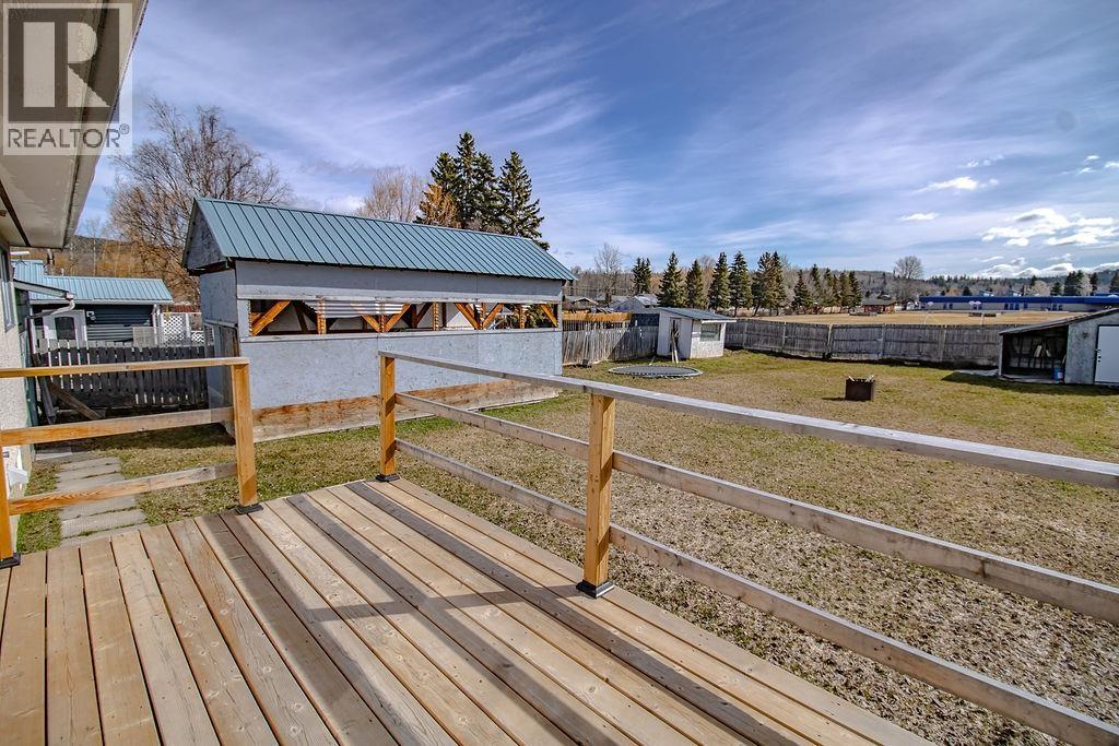 734 W 7th Avenue, Fort St. James, British Columbia  V0J 1P0 - Photo 28 - R3112782