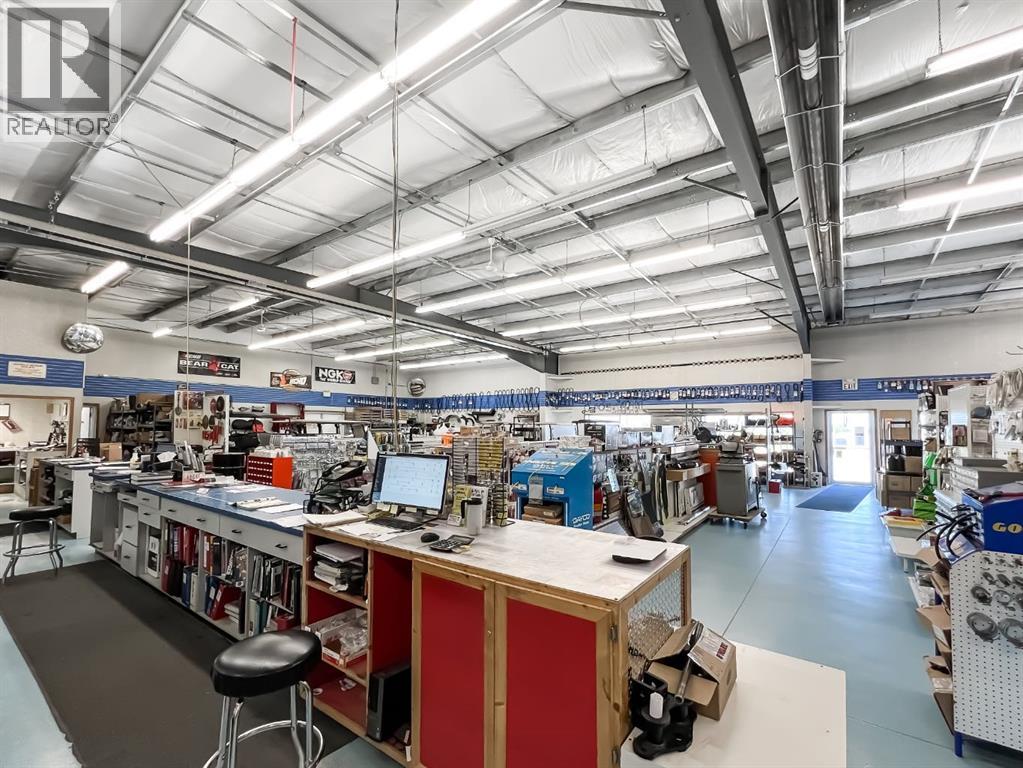 942 Main Street SE, Falher, Alberta  T0H 1M0 - Photo 6 - A2143488