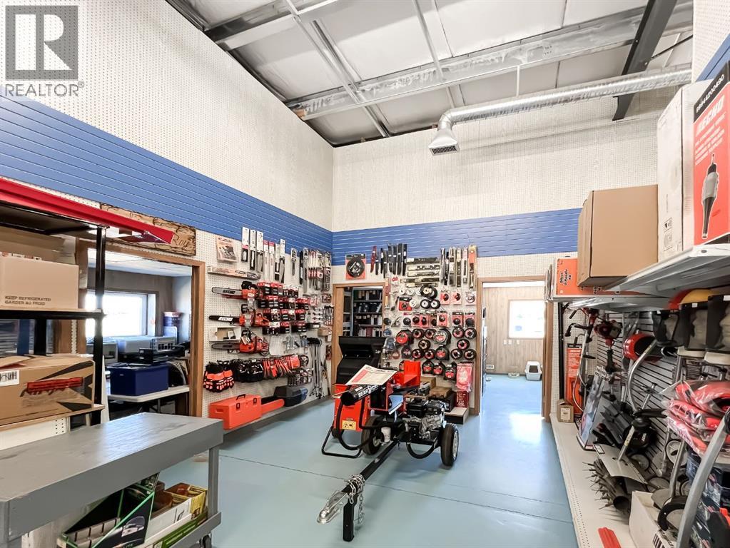 942 Main Street SE, Falher, Alberta  T0H 1M0 - Photo 13 - A2143488