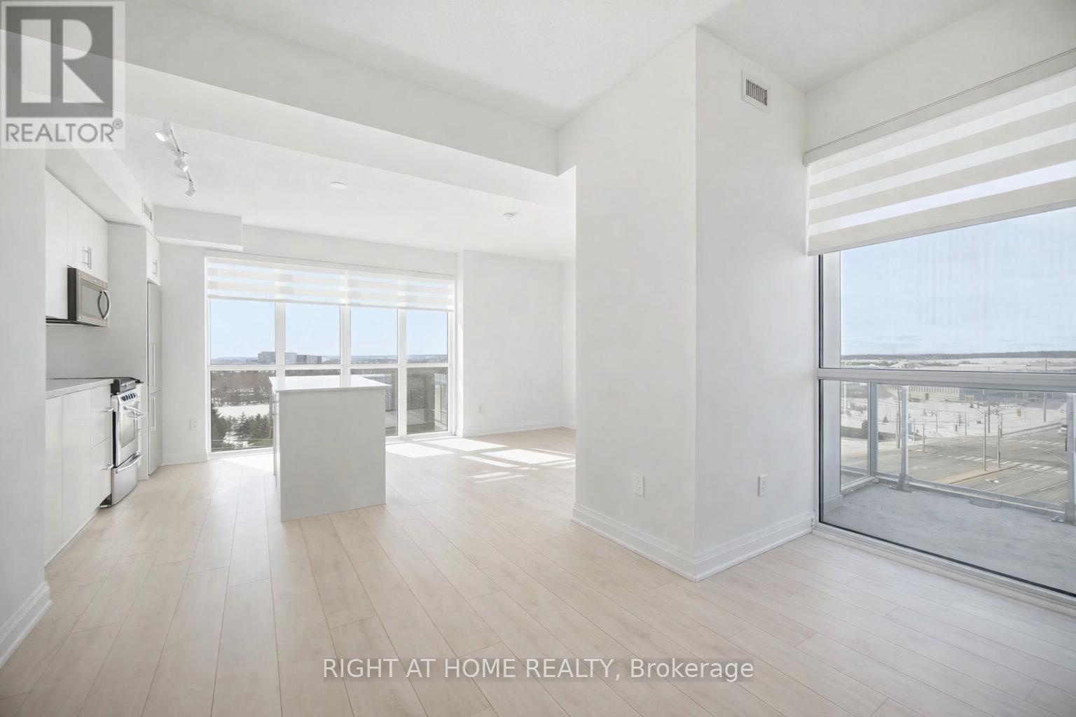 606 - 509 Dundas Street W, Oakville, Ontario  L6M 5P4 - Photo 3 - W13030158