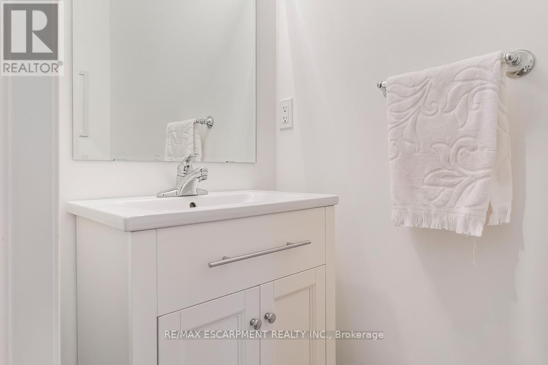 1211 Barr Crescent, Milton, Ontario  L9T 6X6 - Photo 21 - W13030176