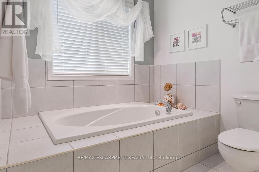 1211 Barr Crescent, Milton, Ontario  L9T 6X6 - Photo 27 - W13030176